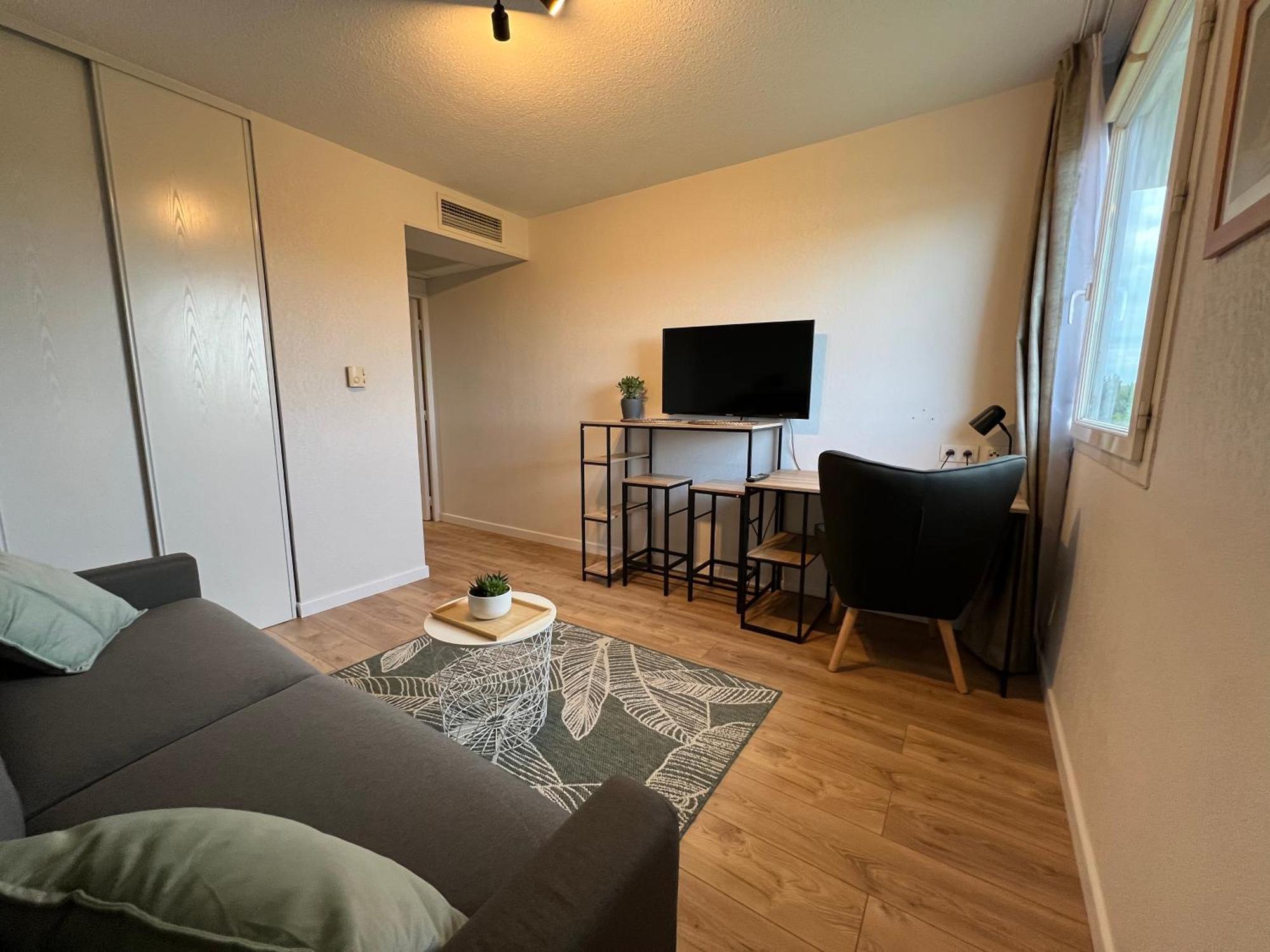 Appart'Hotel - Gare Tgv - Courtine - Confluence - 411 Avignon Bagian luar foto