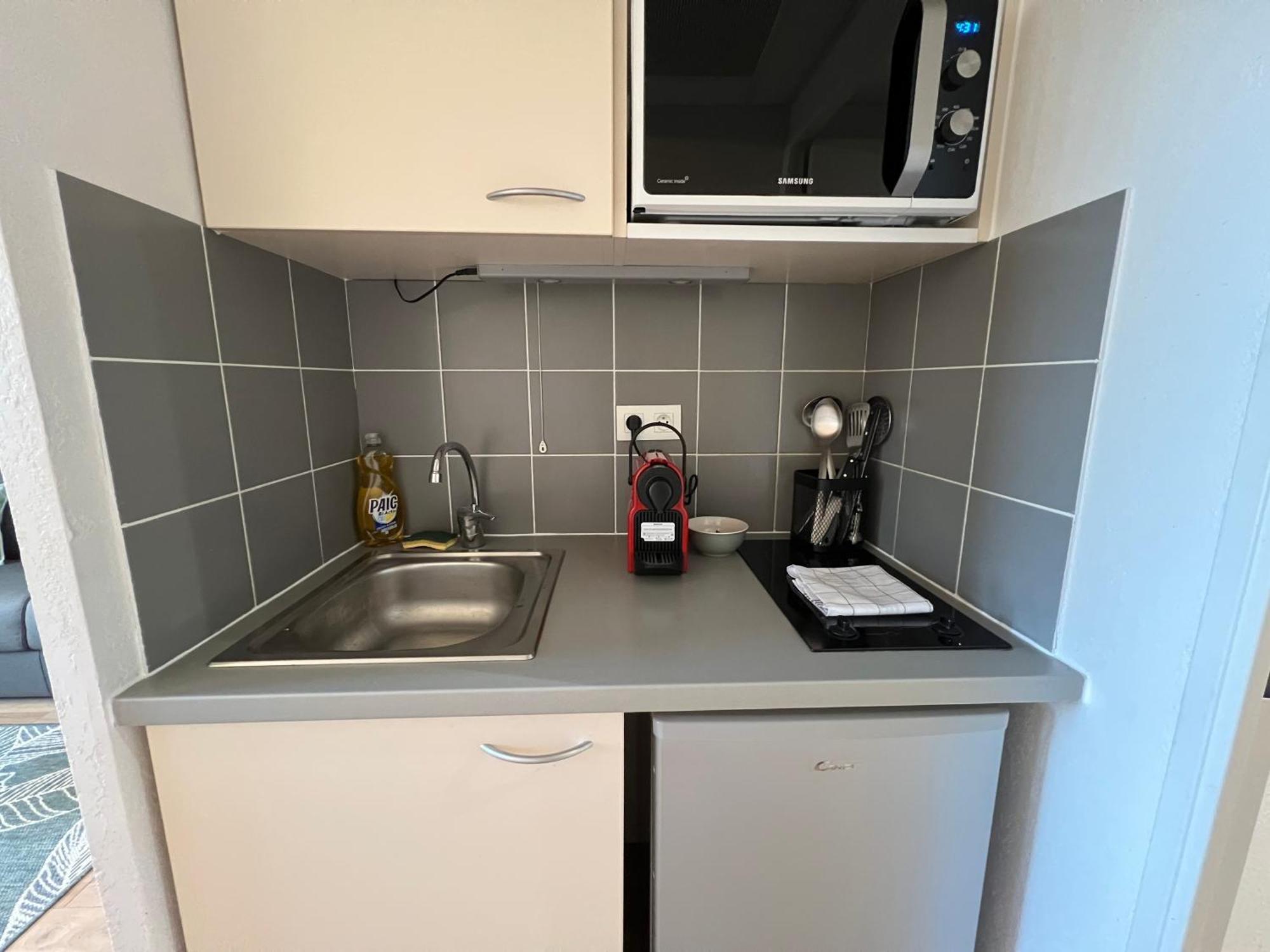 Appart'Hotel - Gare Tgv - Courtine - Confluence - 411 Avignon Bagian luar foto
