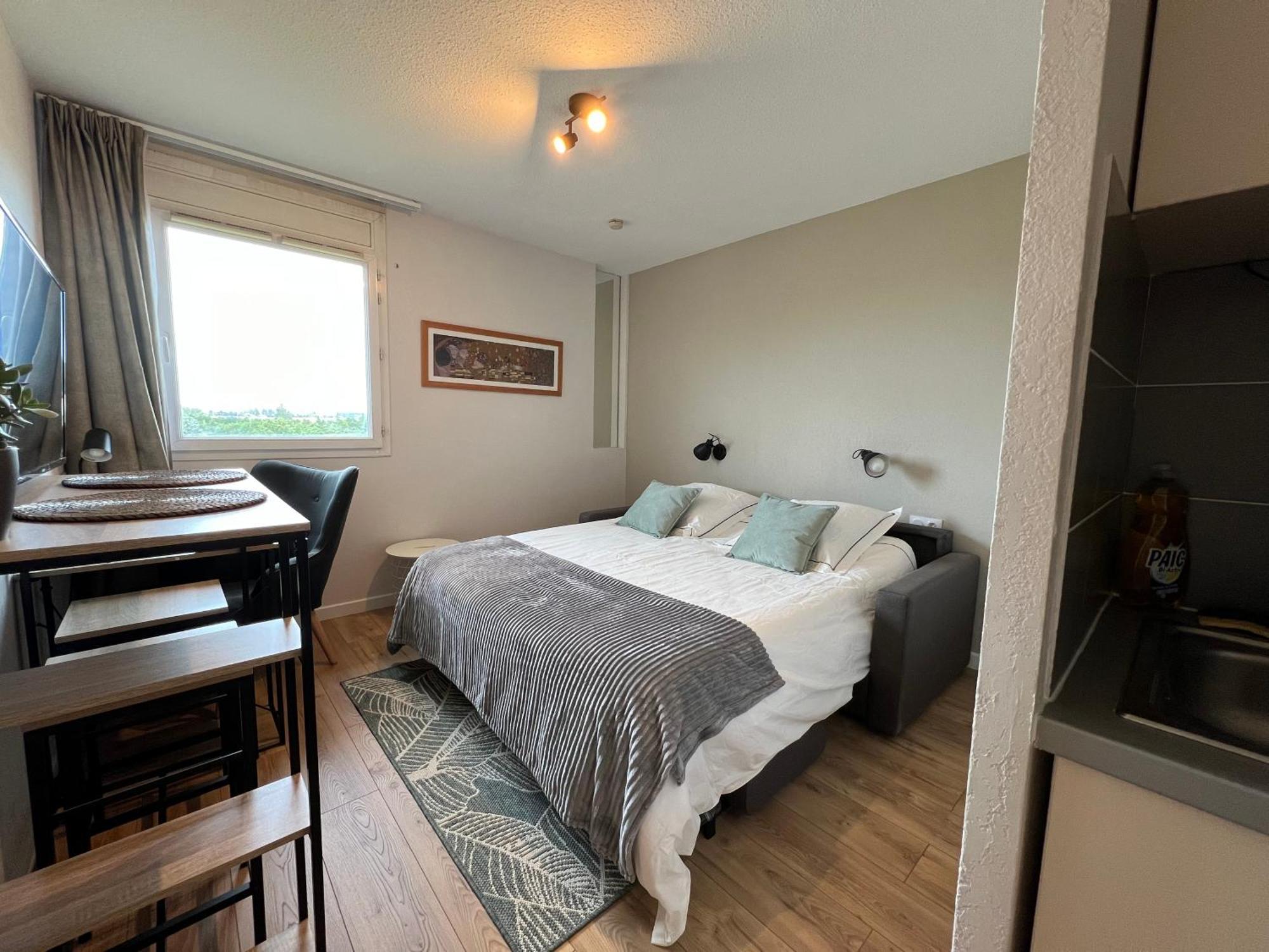 Appart'Hotel - Gare Tgv - Courtine - Confluence - 411 Avignon Bagian luar foto