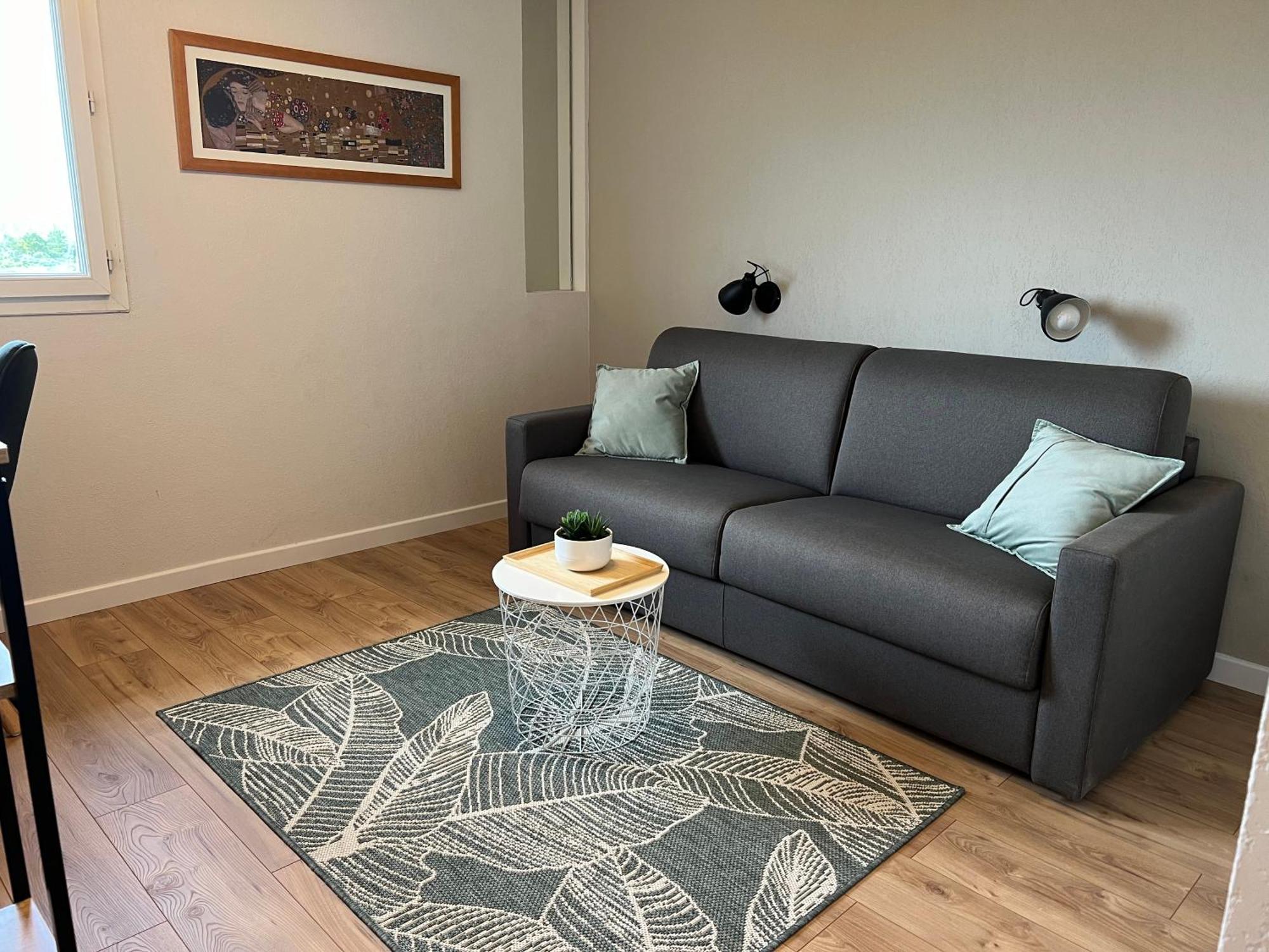 Appart'Hotel - Gare Tgv - Courtine - Confluence - 411 Avignon Bagian luar foto