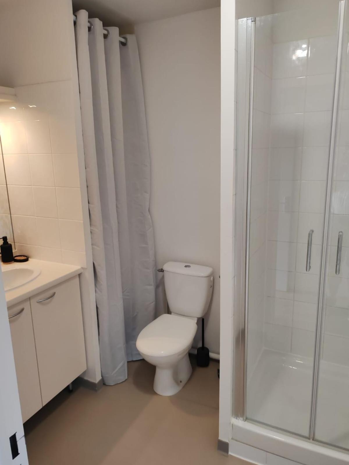 Appart'Hotel - Gare Tgv - Courtine - Confluence - 411 Avignon Bagian luar foto